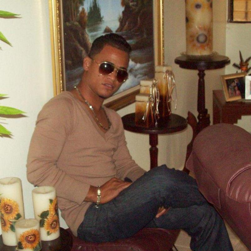 Date this cute Dominican Republic man Alexmalek from Sanchez DO19045