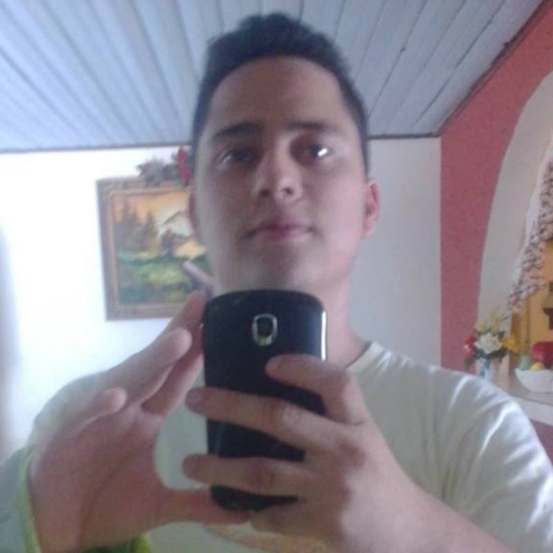 Date this good-looking Honduras man Erick from Tegucigalpa HN1047