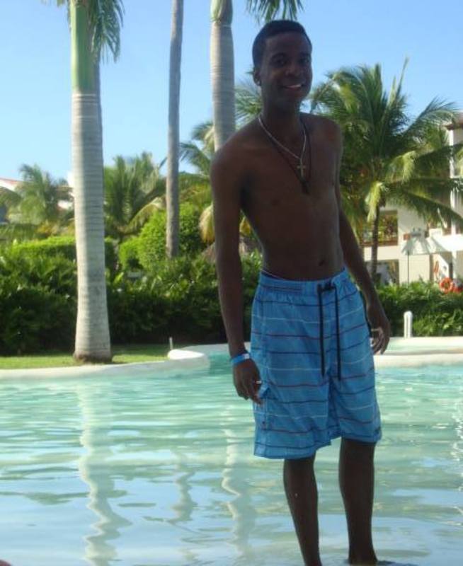 Date this beautiful Dominican Republic man Bladimir from La Romana DO19238