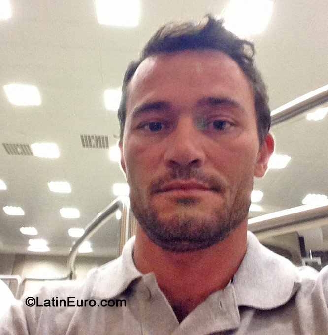 Date this passionate Brazil man Igor from Rio Das Ostras BR8827