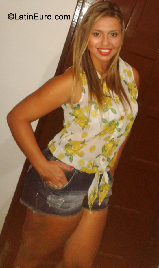 Date this sensual Brazil girl Carla from Teresopolis BR10528