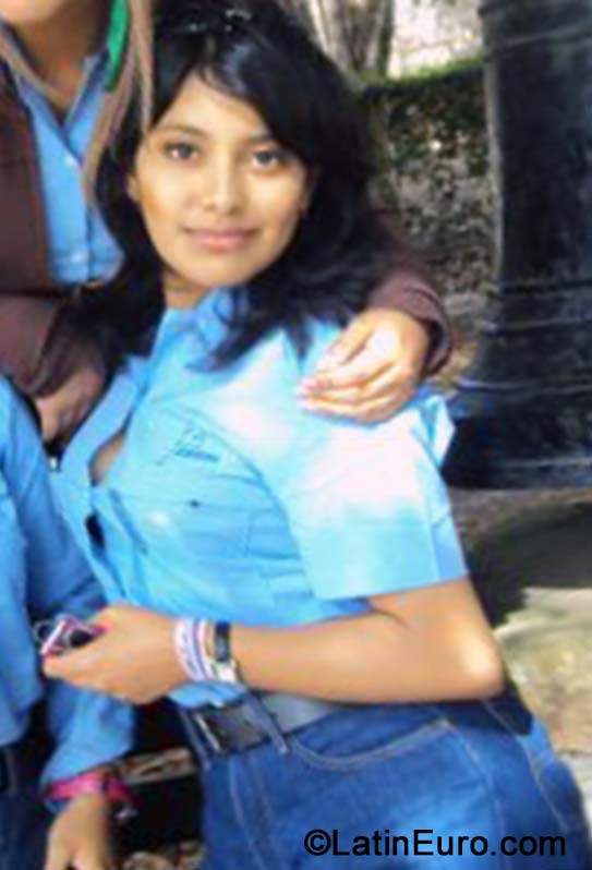 Date this sensual Honduras girl Victoria from Tegucigalpa HN1116