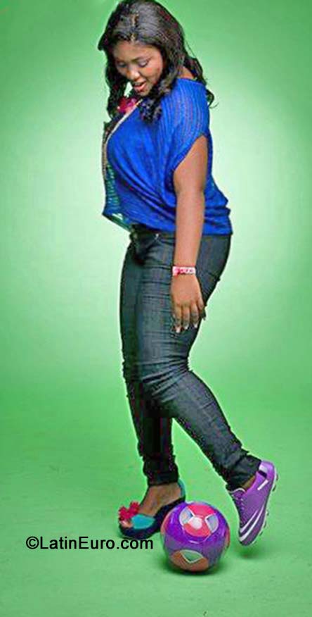 Date this cute Panama girl Janeine from Panama PA440