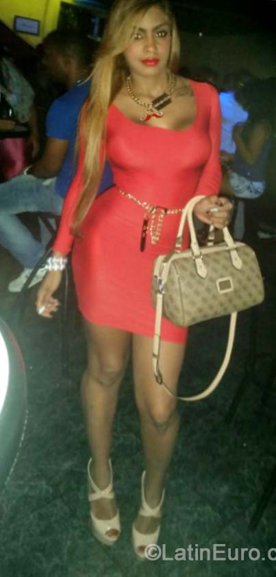 Date this hot Spain girl Yusettie from Barcelona ES285