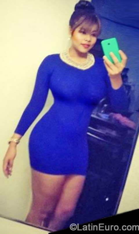 Date this georgeous Honduras girl Nayeli rivera from San Pedro Sula HN1174