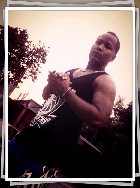 Date this charming Dominican Republic man Gustavo from Santo Domingo DO19903