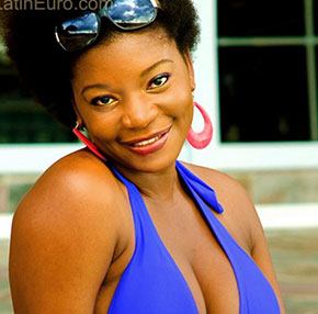 Date this sultry Jamaica girl Melissa from Kingston JM1820