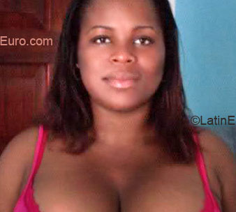 Date this young Jamaica girl Dana from Montego Bay JM1832