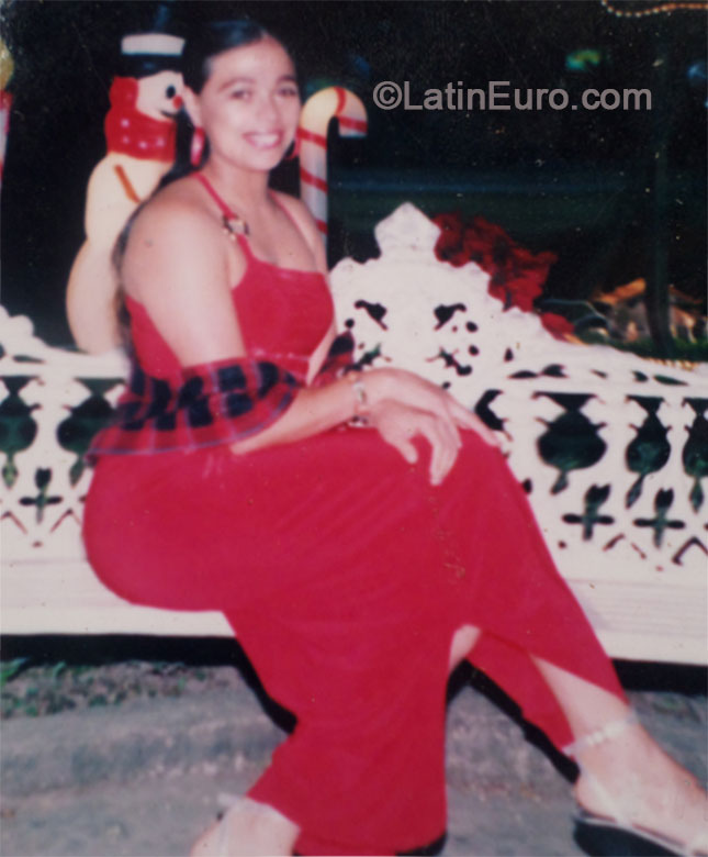 Date this lovely Honduras girl Angelica from Comayagua HN1203