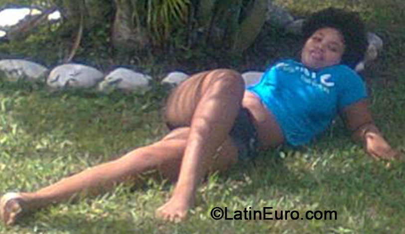 Date this fun Jamaica girl Melissa from St. Mary JM1851