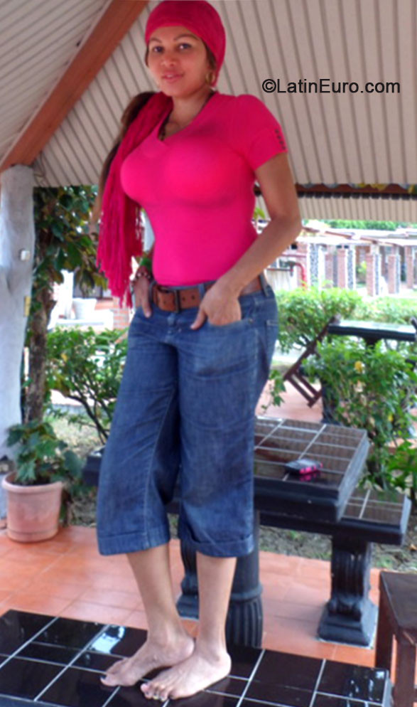 Date this delightful Panama girl Planchita from Panama City PA612