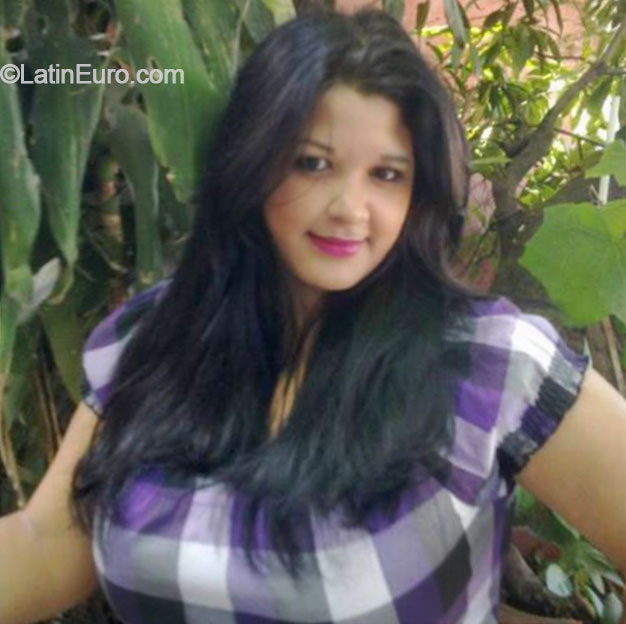 Date this georgeous Honduras girl Susan from Tegucigalpa HN1218
