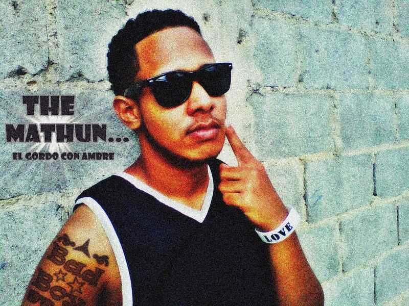 Date this beautiful Dominican Republic man Sleiter from Santigo DO21101