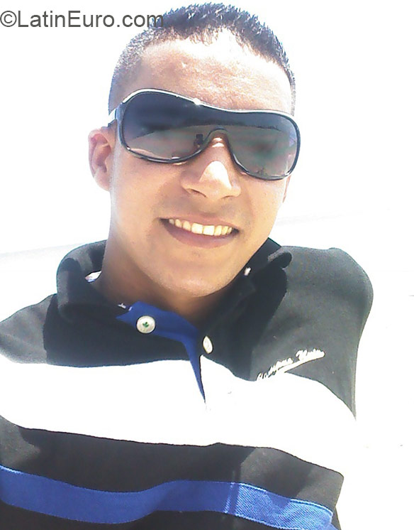 Date this beautiful Panama man Manuel from Panama City PA541