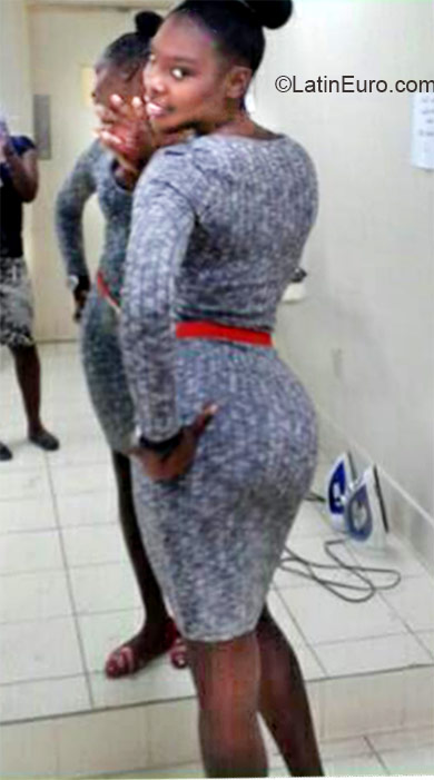 Date this tall Jamaica girl Sanchi from Falmouth JM1936