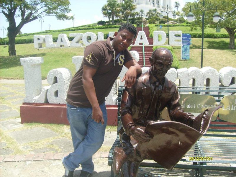 Date this fun Dominican Republic man Robert cabrera from Santo Domingo DO21208