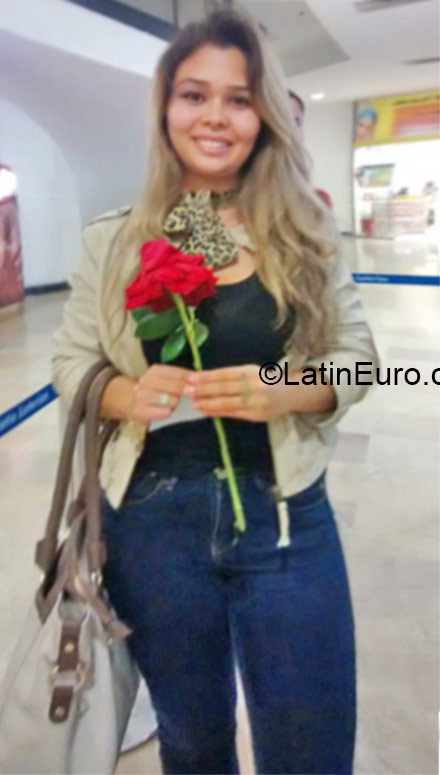 Date this georgeous Brazil girl Audi from Brasilia BR9224