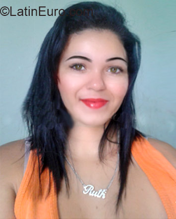 Date this funny Brazil girl Rute from Manaus BR9245