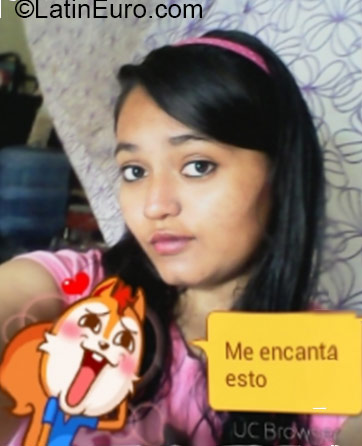 Date this passionate Honduras girl Astrid from Tegucigalpa HN1462