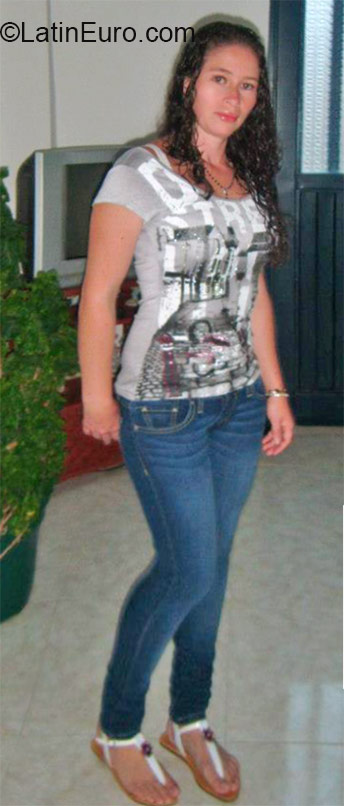 Date this delightful Panama girl Liliana from Panama City PA570