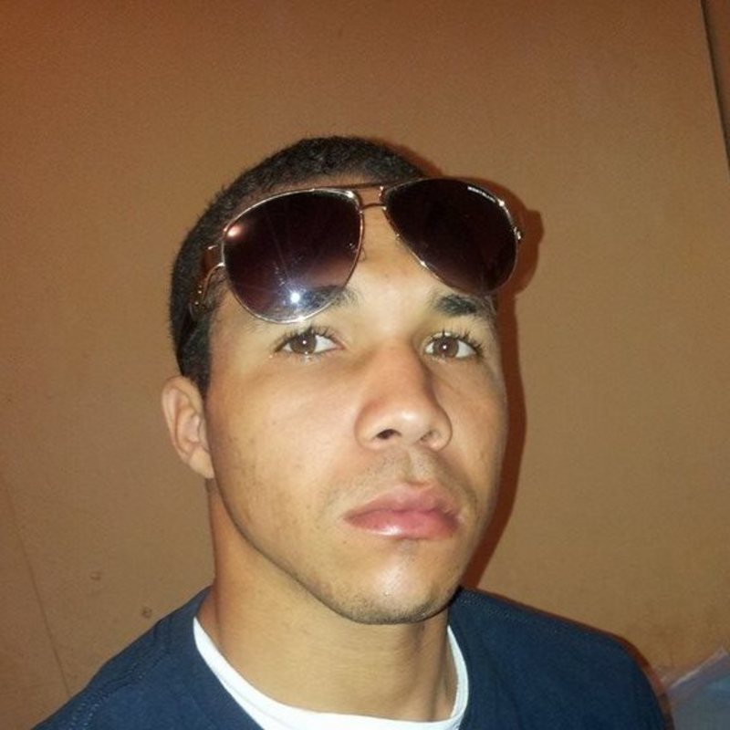 Date this athletic Dominican Republic man DOMINGO from Santo Domingo DO21650