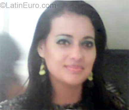 Date this athletic Honduras girl Sofia from San Fracisco de Morazon HN1506