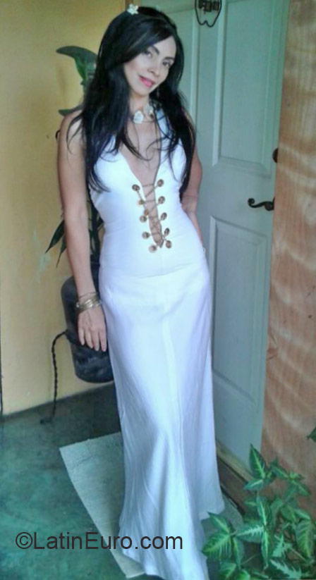 Date this good-looking Panama girl Leticia from Chiriqui PA616