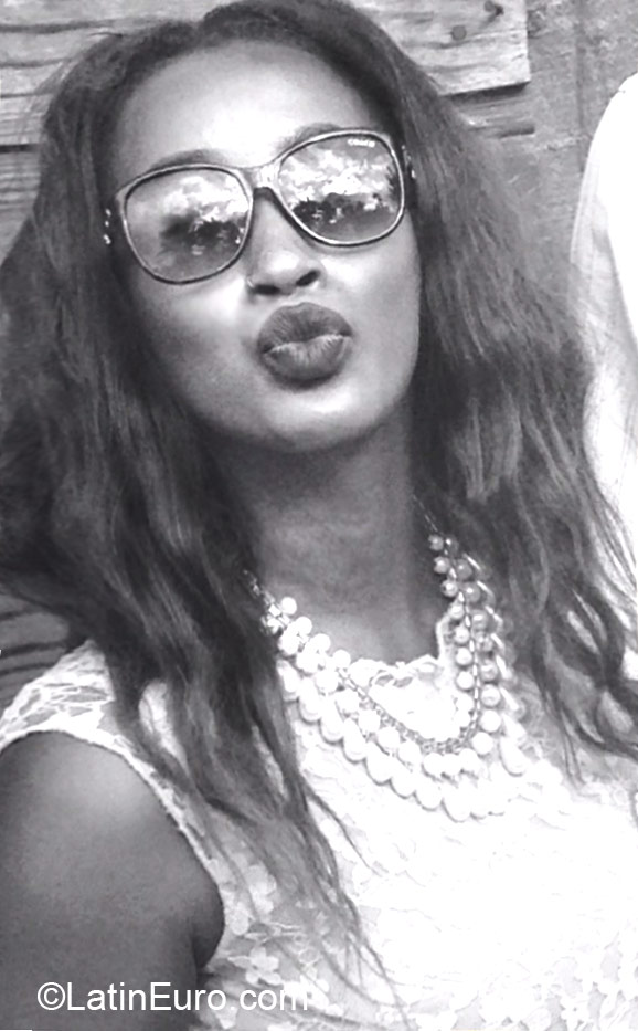 Date this stunning Jamaica girl Naomi from Kingston JM2069