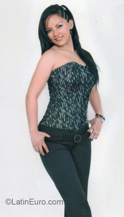 Date this sensual Peru girl Maria from Lima PE1065