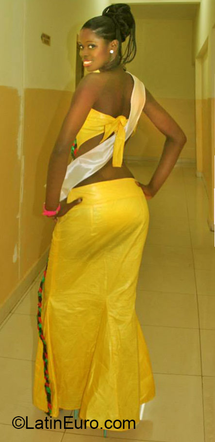 Date this delightful Brazil girl Wini from Fortaleza BR9395