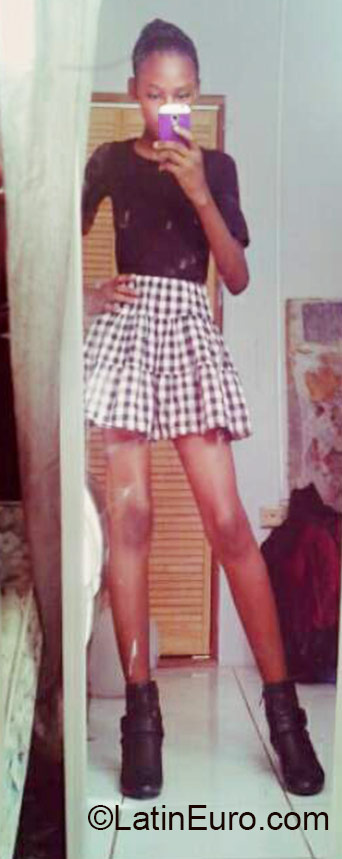 Date this passionate Jamaica girl Nakesha from May Pen JM2111