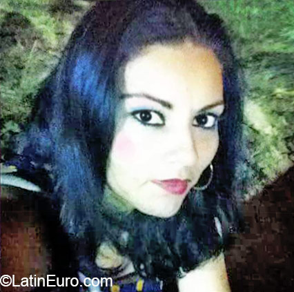 Date this delightful Mexico girl Zulema from Coatzacoalcos MX1440