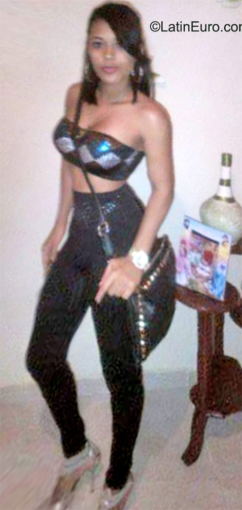 Date this cute Dominican Republic girl Leidy from San Francisco de Macoris DO22845