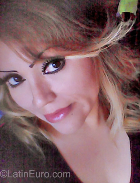 Date this gorgeous Mexico girl Jazmin from Juarez MX1444