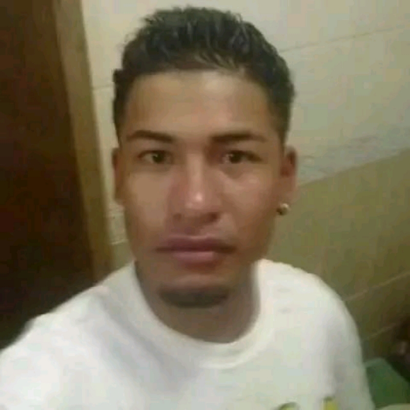 Date this pretty Honduras man Edso varela from San Pedro Sula HN1647