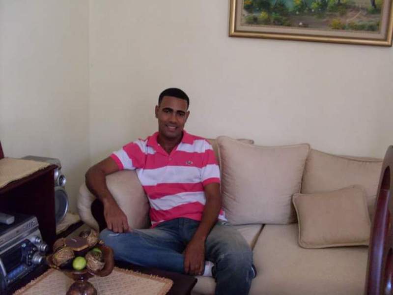 Date this exotic Dominican Republic man Leonel from Santo Domingo DO23038
