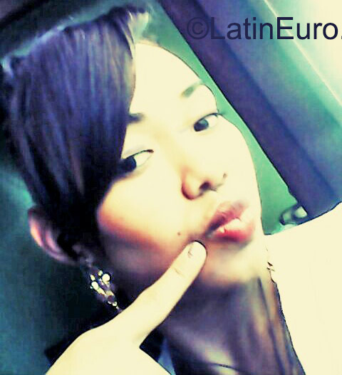 Date this happy Honduras girl Jennifer from Tegucigalpa HN1677