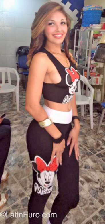 Date this charming Dominican Republic girl Yani from Bonao DO23261