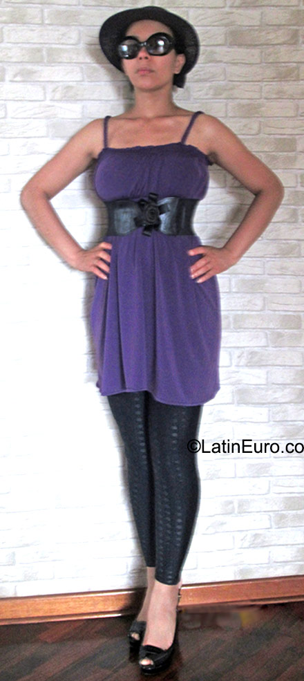 Date this charming Peru girl Marisa from Lima PE1071