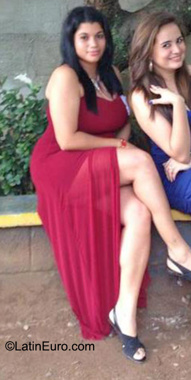 Date this pretty Honduras girl Leyla from San Pedro Sula HN1715