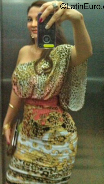 Date this young Panama girl Alexandra from Panama City PA711