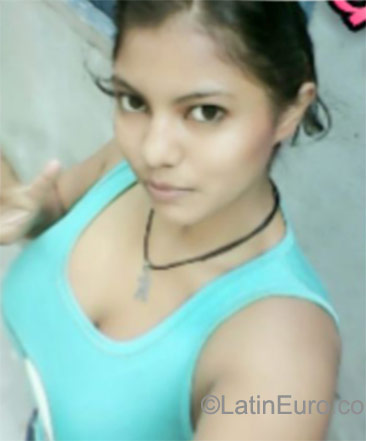 Date this gorgeous Honduras girl Karen from san pedro sula HN1728