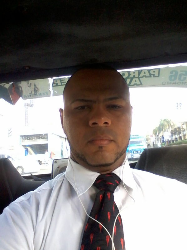 Date this sensual Dominican Republic man Julio from Santo Domingo DO23591