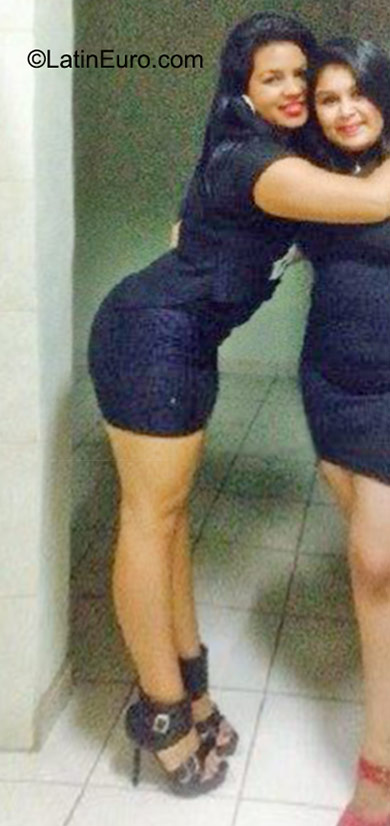 Date this delightful Honduras girl Esthefany from Tegucigalpa HN1774