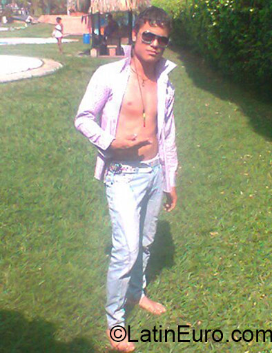 Date this cute Colombia man Daniel from Bogota CO18235