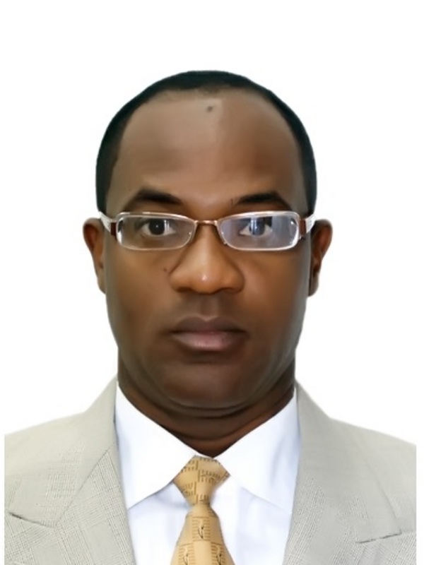 Date this hard body Dominican Republic man Robens molaire from Santo Domingo DO23799