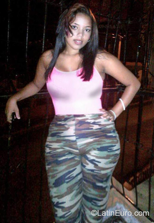 Date this hot Dominican Republic girl Chibelina from Bonao DO23884