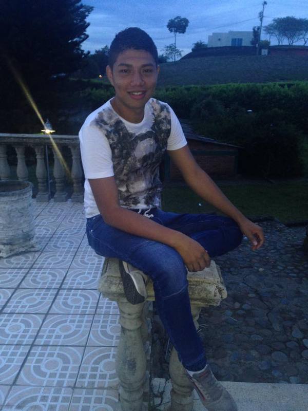 Date this athletic Colombia man Carlos Eduardo from Cali CO18292