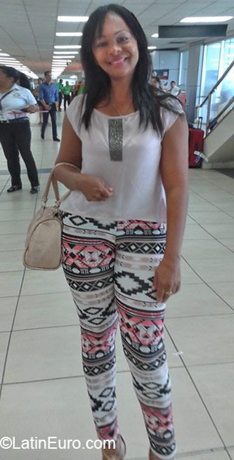 Date this gorgeous Panama girl Cecilia from Panama City PA767