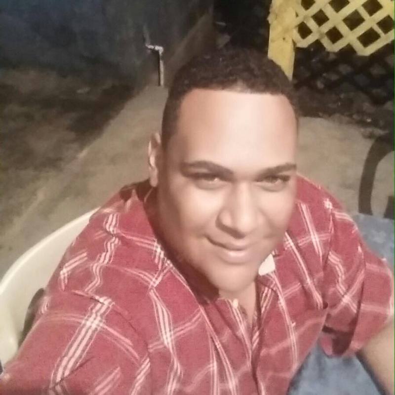 Date this athletic Dominican Republic man Mario from Nagua DO24165